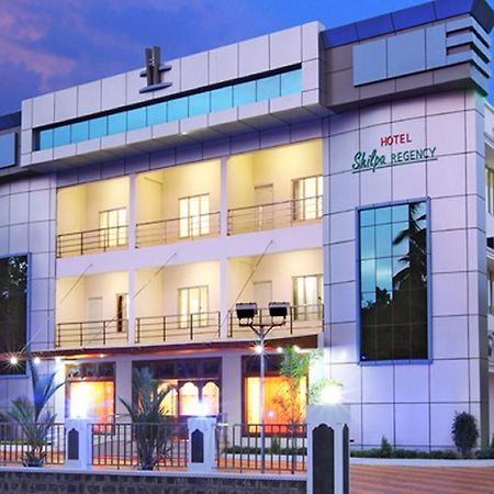 Hotel Shilpa Regency Kottārakara Екстериор снимка